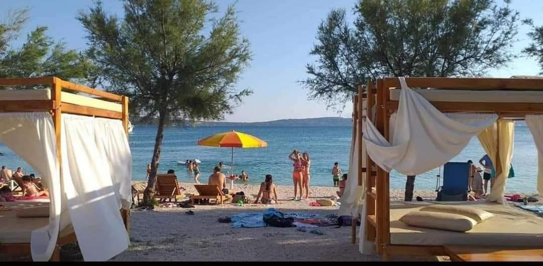 Apartmani Luis Kastela Ngoại thất bức ảnh