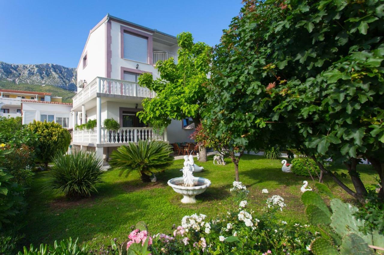 Apartmani Luis Kastela Ngoại thất bức ảnh