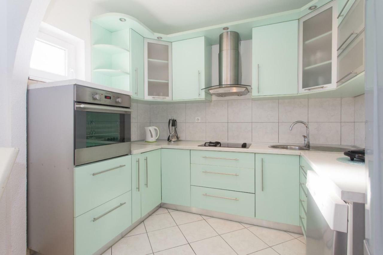 Apartmani Luis Kastela Ngoại thất bức ảnh