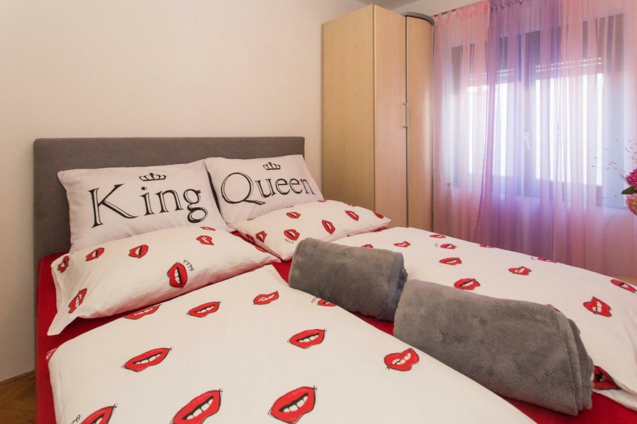 Apartmani Luis Kastela Ngoại thất bức ảnh